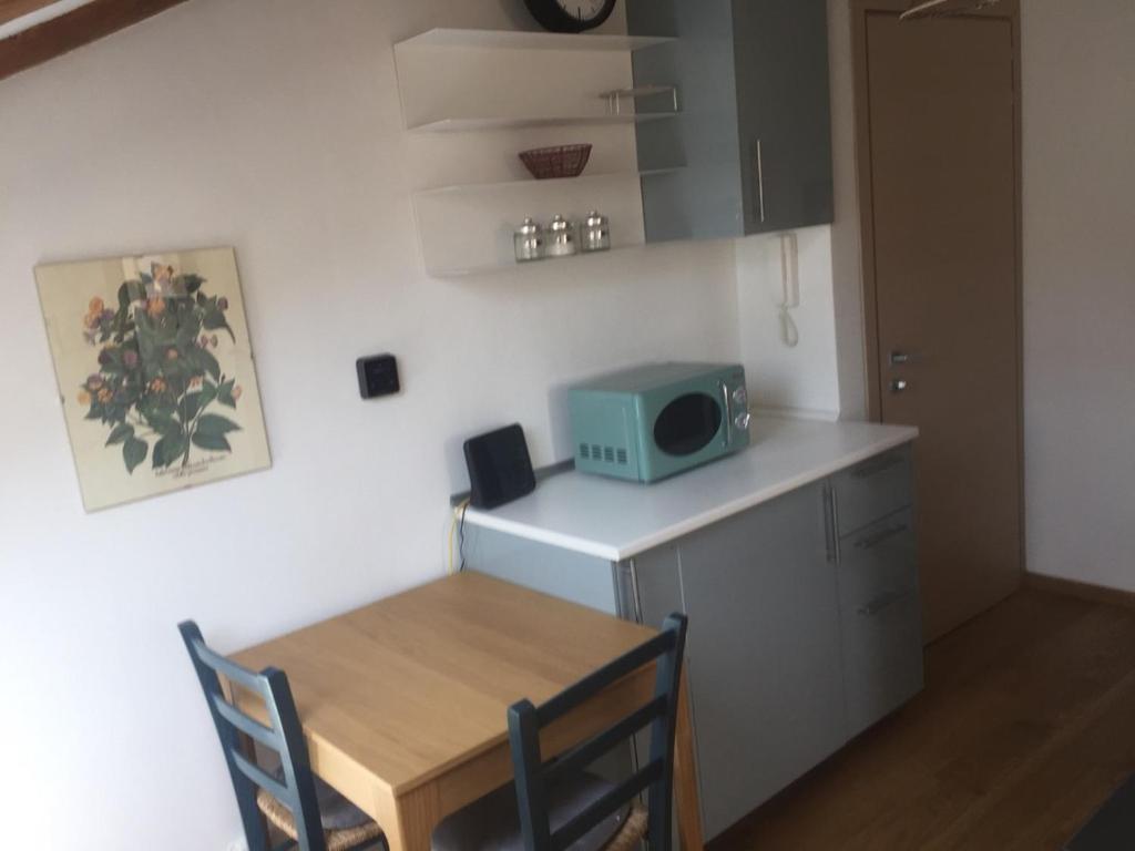 Alla Scaletta B Apartamento Trieste Exterior foto